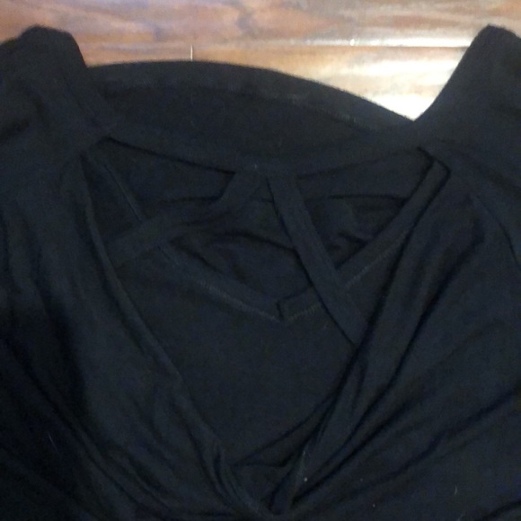 Super soft Express v neck tee with back cutout - Picture 3 of 4